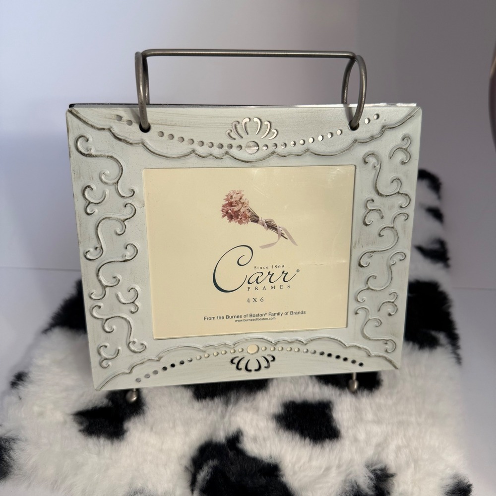 Carr Frames 4x6 Shabby Chic Flip Photo Album Distressed White Tabletop Display